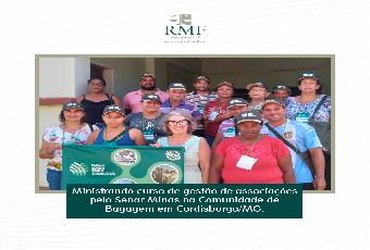 Ministrando curso de gestão de associações pelo Senar Minas na Comunidade de Bagagem em Cordisburgo
